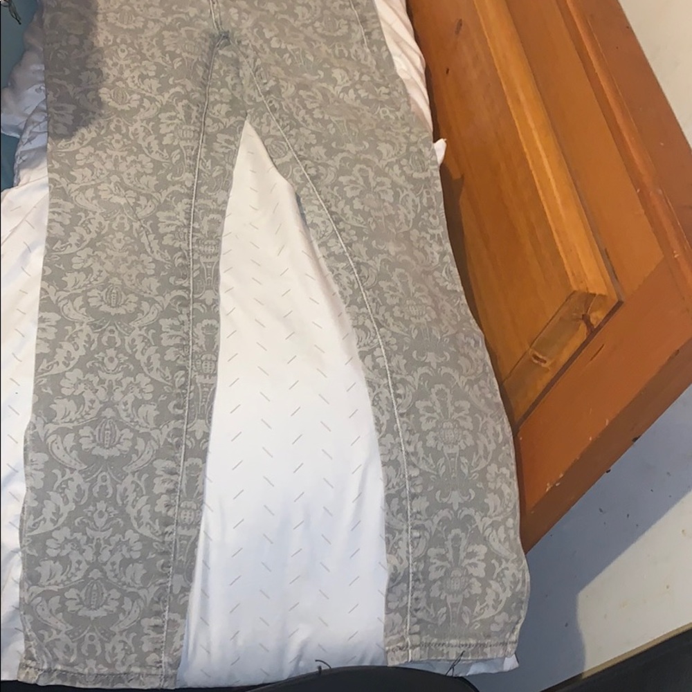 Jeans - Picture 2 of 5